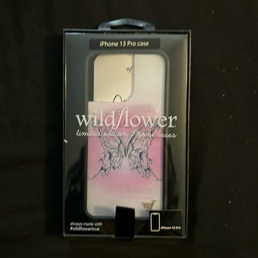 WILDFLOWER CASES Ai BUTTERFLY case
